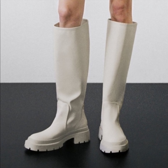 Zara Cream Off White Chunky Heel Rubberized Boot Ecru Oyster White Size 40 or 9 - Picture 3 of 11
